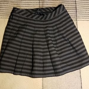 Gap Black & Gray Lined Skirt Sz 6
